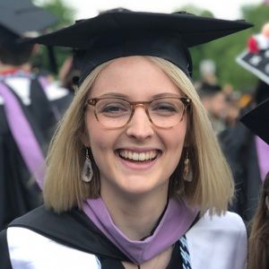 Meet your Posher, Rebecca